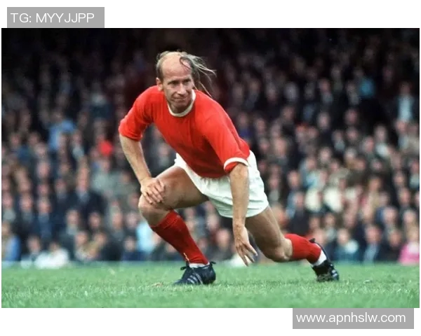 世界足球球星十一号是谁 盘点足球历史上最具代表性的十一号球员