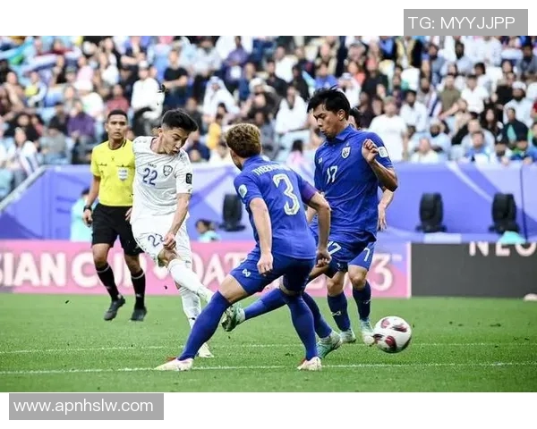 德国球星领衔对决法国足球豪强 展现巅峰对抗与技术博弈 德国球星领衔对决法国足球豪强 展现巅峰对抗与技术博弈