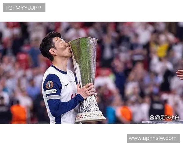 韩国足球天才朴智兴的职业生涯与荣誉历程全解析