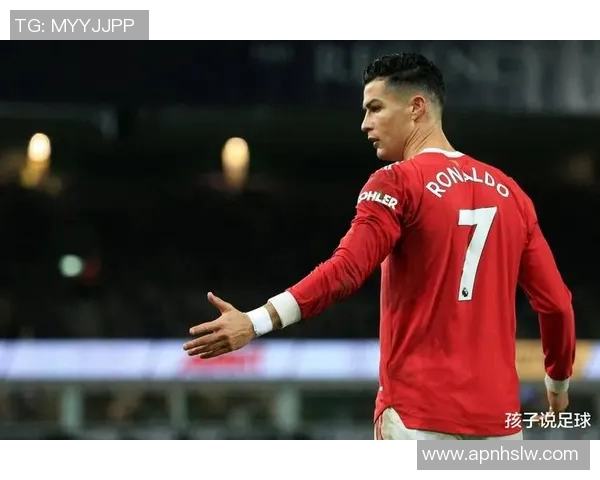 足球明星璀璨舞台展现无限魅力和荣耀成就的背后故事 足球明星璀璨舞台展现无限魅力和荣耀成就的背后故事